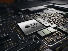 在第一个基准测试列表中，A19 Pro 的得分仅比 A18 Pro 提升了 4%。图：iPhone 17 Pro SoC 的宣传图。(图片来源：Apple)