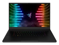 在审查中。Razer Blade 17 RTX 3070。测试单位由Razer提供