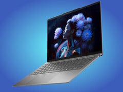 IdeaPad Slim 5 Ultra 配置 OLED 显示屏时仅重 1 公斤多一点。