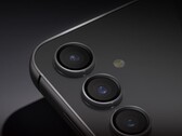 Galaxy S23 FE 于去年 10 月首次亮相。(来源：三星）