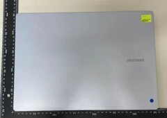 三星Galaxy Book4 Edge 将推出两种口味（图片来自 Naver）