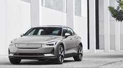 Polestar 2是一款快背式轿车，将重点放在令人振奋的驾驶体验上。(图片来源：Polestar)