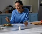 Anker Nano 充电器（35W，内置可伸缩 USB-C 电缆）（如图）现推出白色款（如图）。(图片来源：Anker）