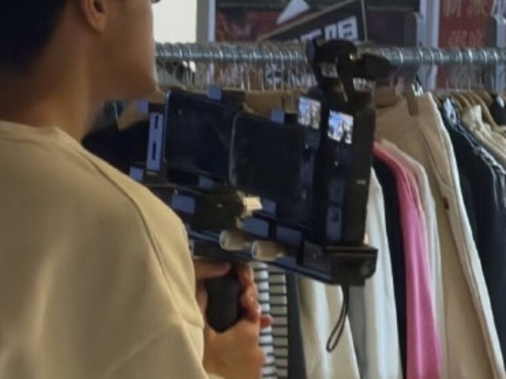 Osmo Pocket 3 和传闻中的 Osmo Pocket 4,从左到右。(图片来源:The New Camera)