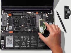 Framework Laptop 13 Pro 的内部构造