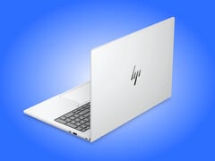 EliteBook 8 G2i 16 英寸版起始重量为 1.69 公斤，尺寸为 359 × 250 × 11.5 毫米。