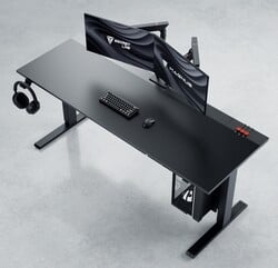Secretlab Evo XL 用于桌面配置(媒体供图)