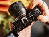 据说佳能 EOS R6 V 的外观与图中的 EOS R50 V 相似。