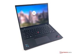 在审查中。联想ThinkPad X1 Carbon G9。测试设备由联想德国公司提供。