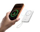 Ugreen 的 MagFlow Air Qi2 超薄磁性移动电源