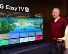LG Easy TV 提供遥控器和帮助按钮。(图片来源：LG 电子）