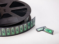 出于兼容性考虑,Pico 2 W 很可能具有 Micro USB 连接功能。(图片来源:Raspberry Pi 基金会)