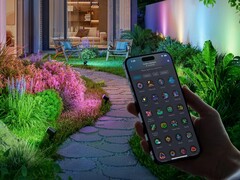 Govee 的户外射灯 2（如图）与 Matter 兼容。(图片来源：Govee）