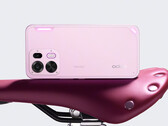 Oppo K15 Pro 将有四种颜色可供选择，包括这款绚丽的粉色。