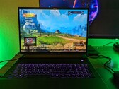 Alienware m18 R1笔记本电脑评测：比微星泰坦GT77更大、更重