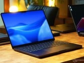 Apple 苹果计划在未来十二个月内推出两代 MacBook Pro。