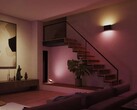 飞利浦 Hue Dymera 顶部和底部都有可独立控制的 LED 光源。 图片来源：Philips Hue