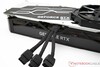 KFA2GeForce RTX 4080 Super SG，带 PCIe 16 针至 3x PCIe 8 针适配器