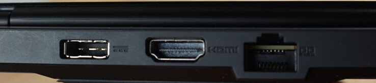 后面的端口：PSU，HDMI 2.1（8K/60 Hz），LAN-Port（2.5 Gbit/s）。