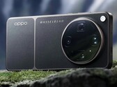OPPO Find X9 Ultra 配备了搭载哈苏（Hasselblad）品牌的超大四摄系统。