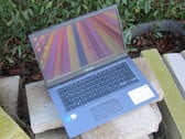 华硕F415EA评论。凉爽和安静的酷睿i5办公笔记本电脑