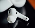 新一代Apple AirPods Pro 将有两个摄像头。