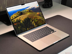 评测 Apple MacBook Air 15 M3。评测设备由Apple 德国提供。