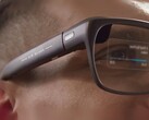 Oppo Air Glass 3 配备全彩投影显示屏（图片来源：Oppo）