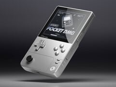 最新亮银色的 Ayaneo Pocket DMG。(图片来源：Ayaneo）