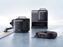 新型 eufy 机器人真空吸尘器 Omni E25 和 E28（上图）配有滚筒拖把。(图片来源：eufy）