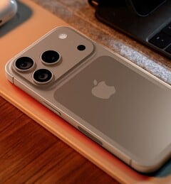 Apple iPhone 17 Pro 渲染图。(图片来源：MacRumors）