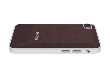 Clicks Communicator 背面有一个凹陷图案和一个摄像头。(图片来源:Clicks)