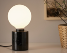 宜家 Kajplats 球形灯泡将加入 Tradfri LED 灯泡（如图）等老款式的行列。(图片来源：宜家）