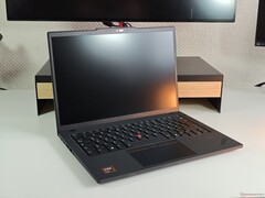 联想ThinkPad T14 Gen 6 AMD。