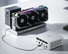 UM880 Plus 是 UM880 系列微型电脑的最新产品。(图片来源：Minisforum）
