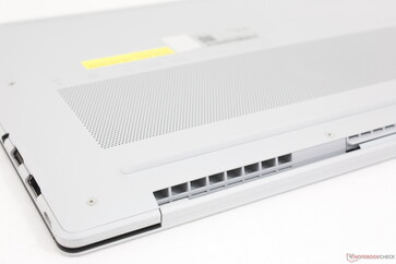 机箱后部的排气口