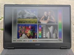 在明亮的阴天进行户外活动时,颜色会被冲淡