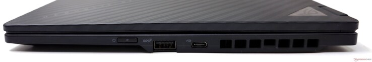 右侧电源按钮、USB 3.2 Gen 2 Type-A、USB 4 Gen2 Type-C（带 DisplayPort 1.4 和电源传输功能