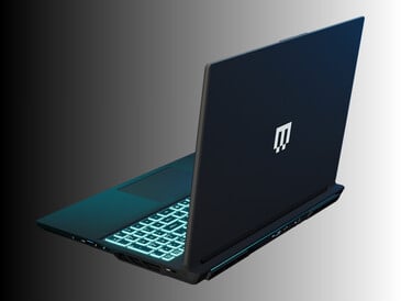 Maingear Super 16 游戏笔记本电脑背面视角（图片来源：Maingear PR）