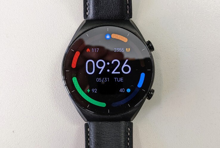 小米手表S1的显示屏由蓝宝石玻璃保护。
