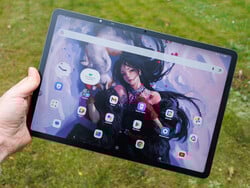 Ugee UT3 采用磨砂显示屏。(图片来源：Daniel Schmidt）