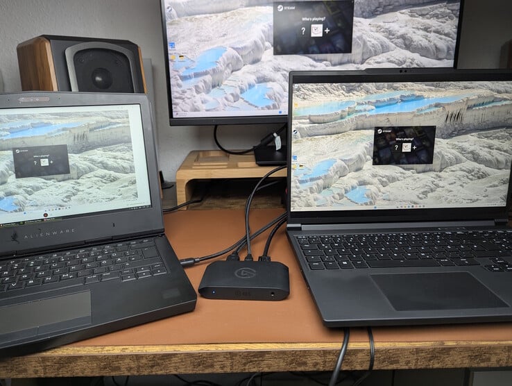 左图:采集 PC(Elgato Studio);右图:游戏 PC;上图:外部显示器:游戏电脑;上图:外部显示器