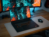 笔记本电脑评论中的Alienware m17 R5。全AMD游戏机,潜力巨大,但驱动问题。