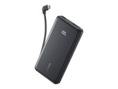 配备 USB-C 端口和内置 USB-C 电缆的 Anker 22.5W Power Bank（上图）已在 Verizon 上市。(图片来源：Verizon）