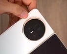 一些优酷用户已经在测试Honor Magic V5。其中还包括与 Magic V3 和 Oppo Find N5 的对比。(图片来源：Tech Tablets）