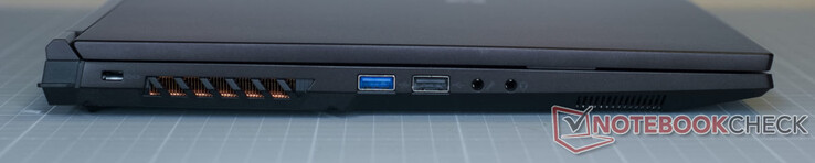Kensington安全插槽；USB-A 3.2 Gen1；USB-A 2.0；麦克风输入；耳机插孔（兼容多个耳机）。