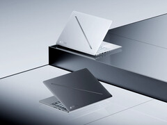 与去年一样，华硕将以两种颜色销售 ROG Zephyrus G14。(图片来源：华硕）