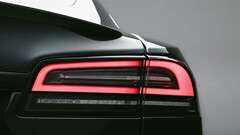 Model S 采用新的免费隐形灰配色（图片：特斯拉）