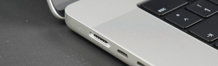 Apple 重新引入了 "有灰尘的 "端口。