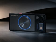 RedMagic 12 Pro Plus 采用了重新设计的背面（如图所示）